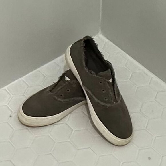 Rocket Dog Slip-on Fringe Sneakers (Women's) - Picture 2 of 2